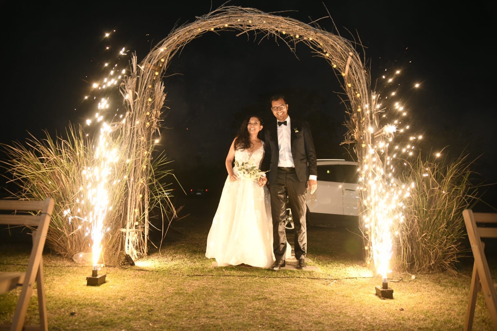 2 Bases Inalambricas + 1 Control Remoto - Imagen 2